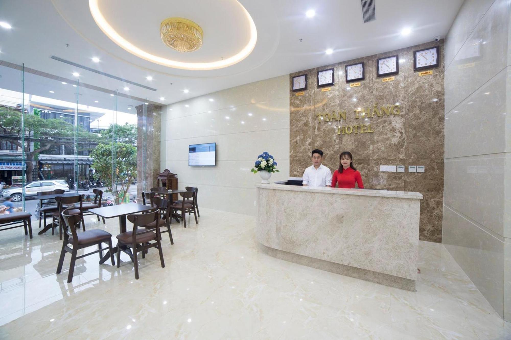 Toan Thang Beach Hotel Da Nang Exterior foto